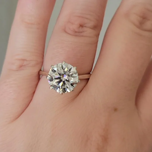 New 4ct Certified Moissanite Engagement Ring, size 7 - Picture 5 of 9